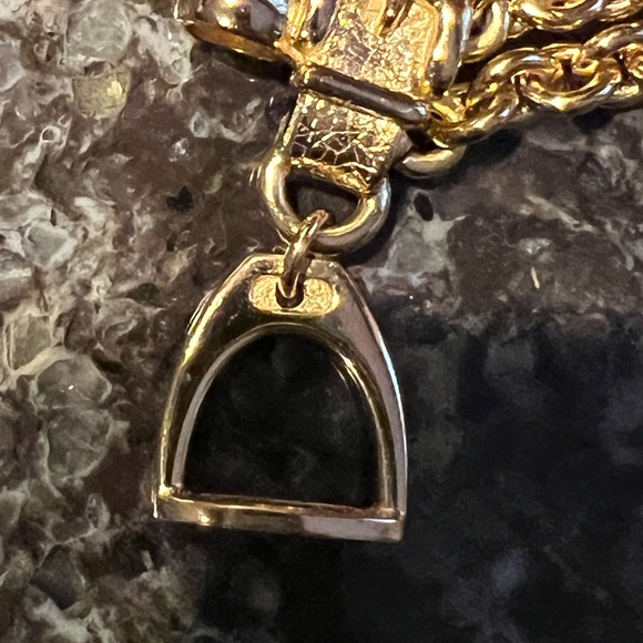 Burberry’s charm bracelet - Picture 8 of 11